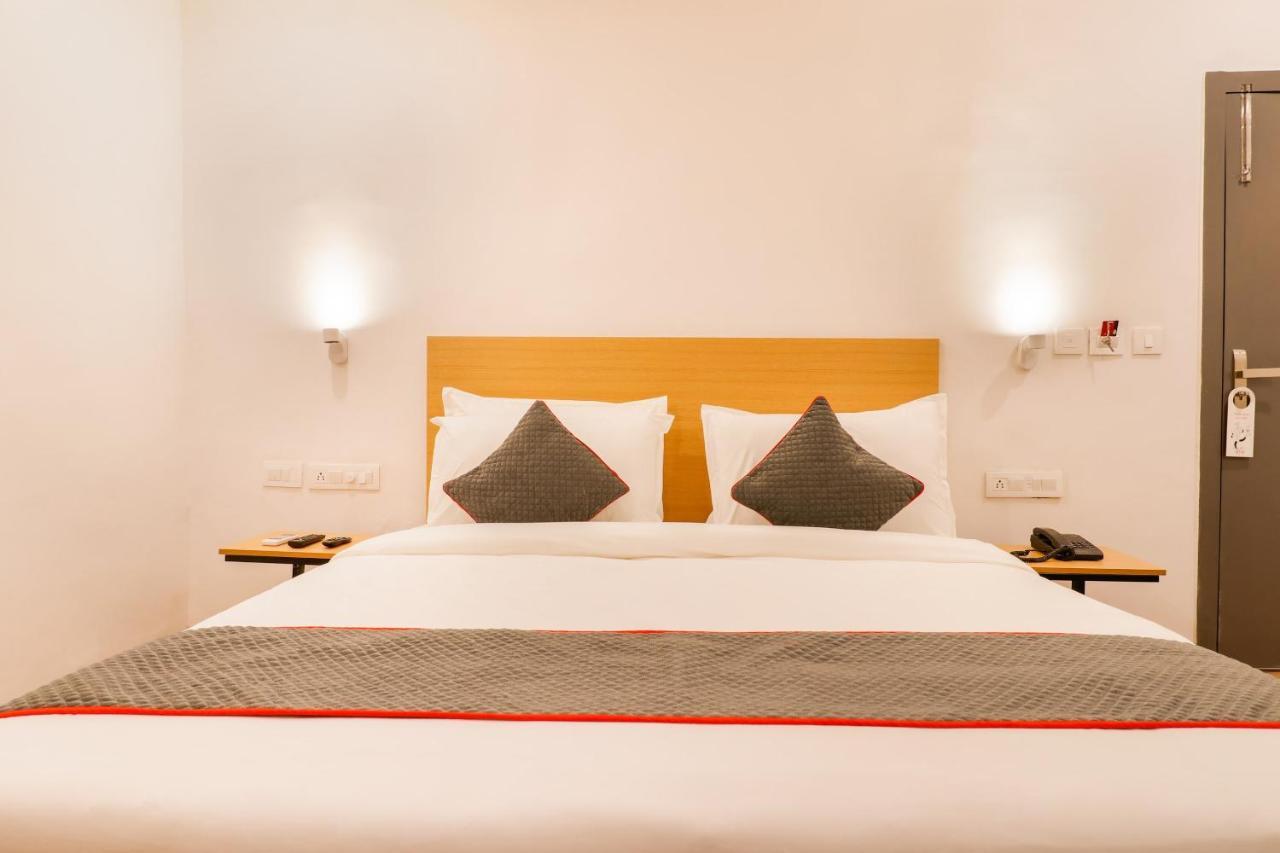 Townhouse South Tukoganj 4* Indore