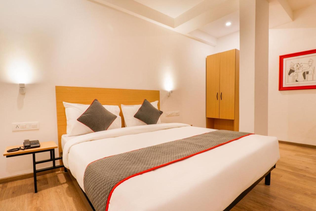 Townhouse South Tukoganj Indore