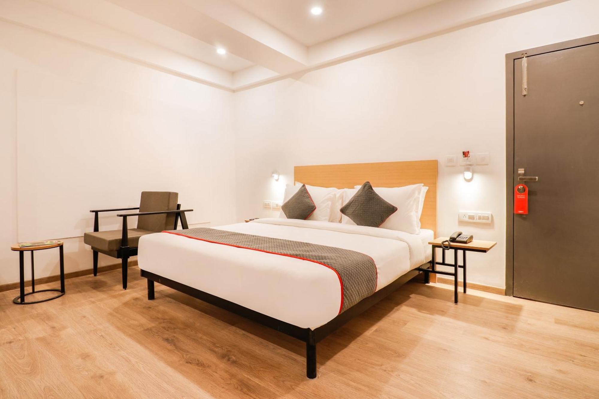 Townhouse South Tukoganj Hotel Indore